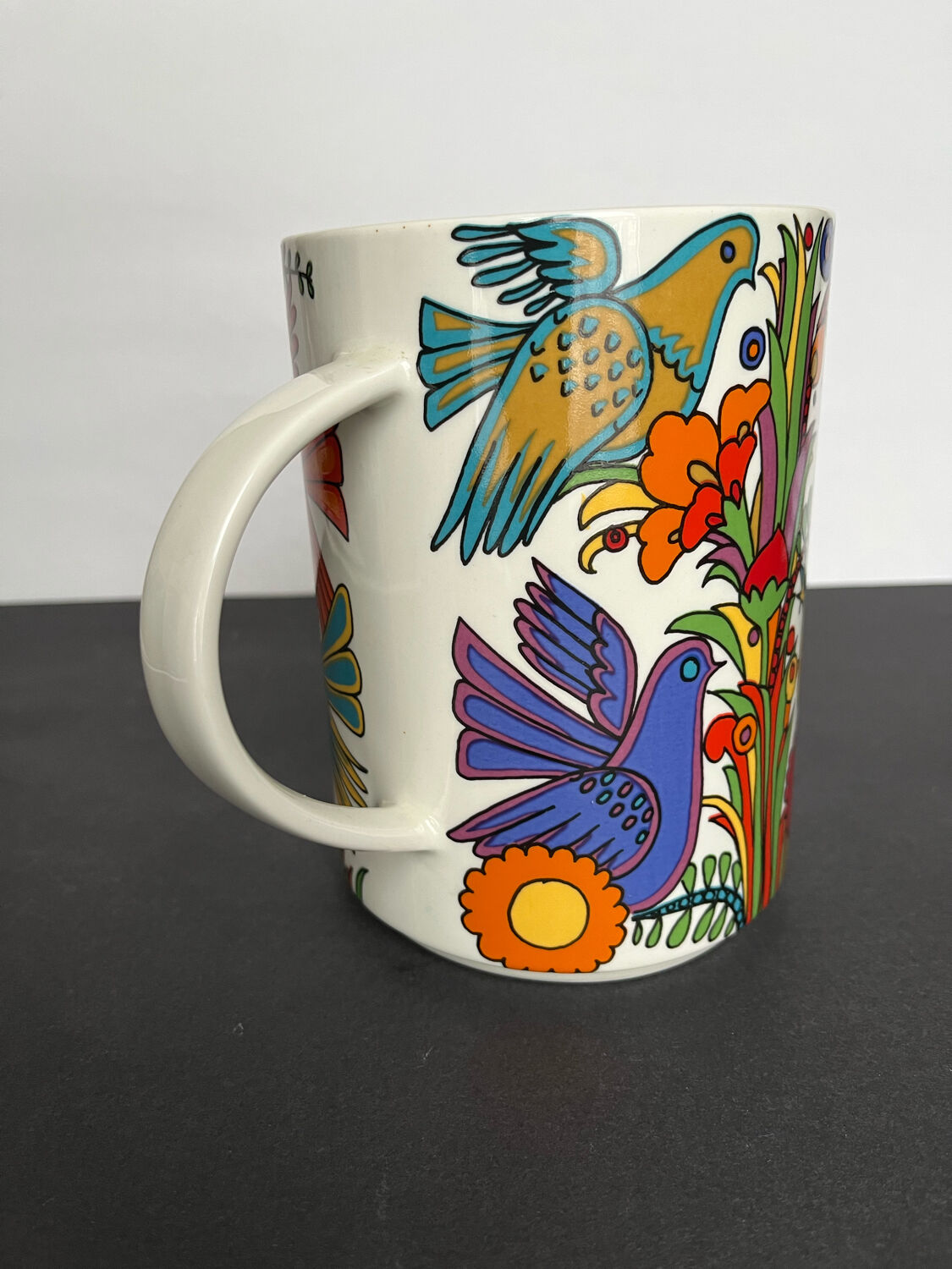 Pitcher in villeroy and boch acapulco