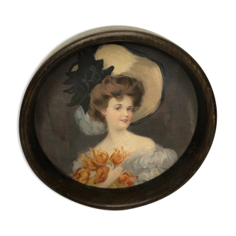Round wooden frame