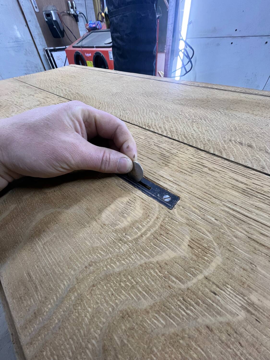 Flemish tavern counter