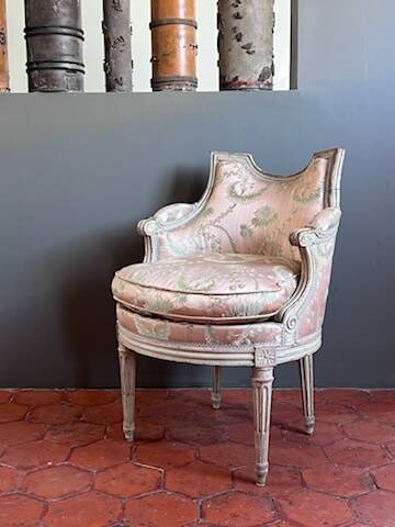 Fauteuil de coiffeur style louis XVI Type bergere
