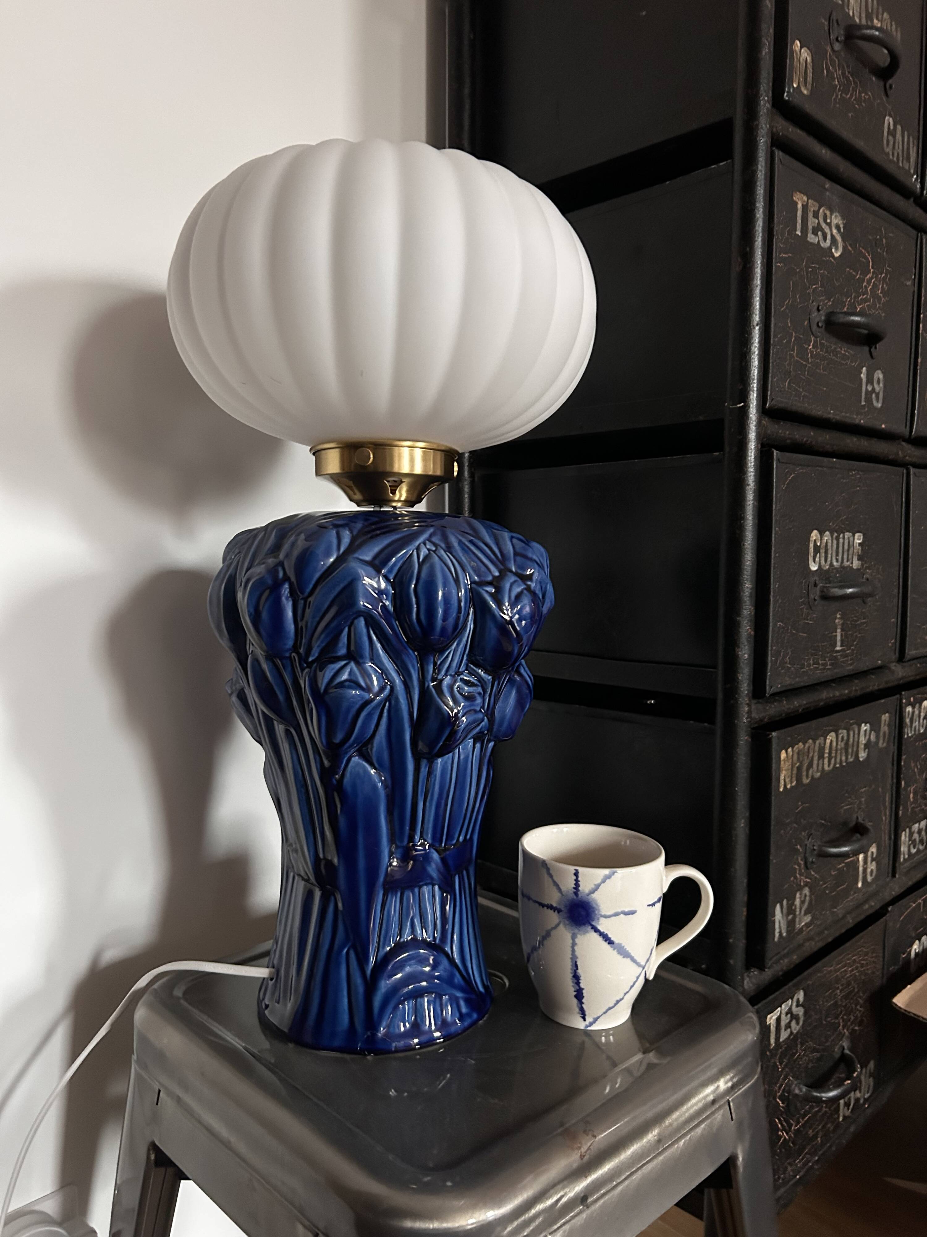 Vintage blue globe table lamp with white pleated globe