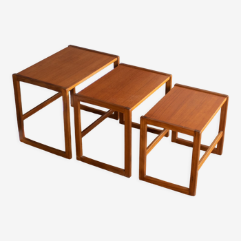 Set de 3 tables gigognes en teck danois années 1960