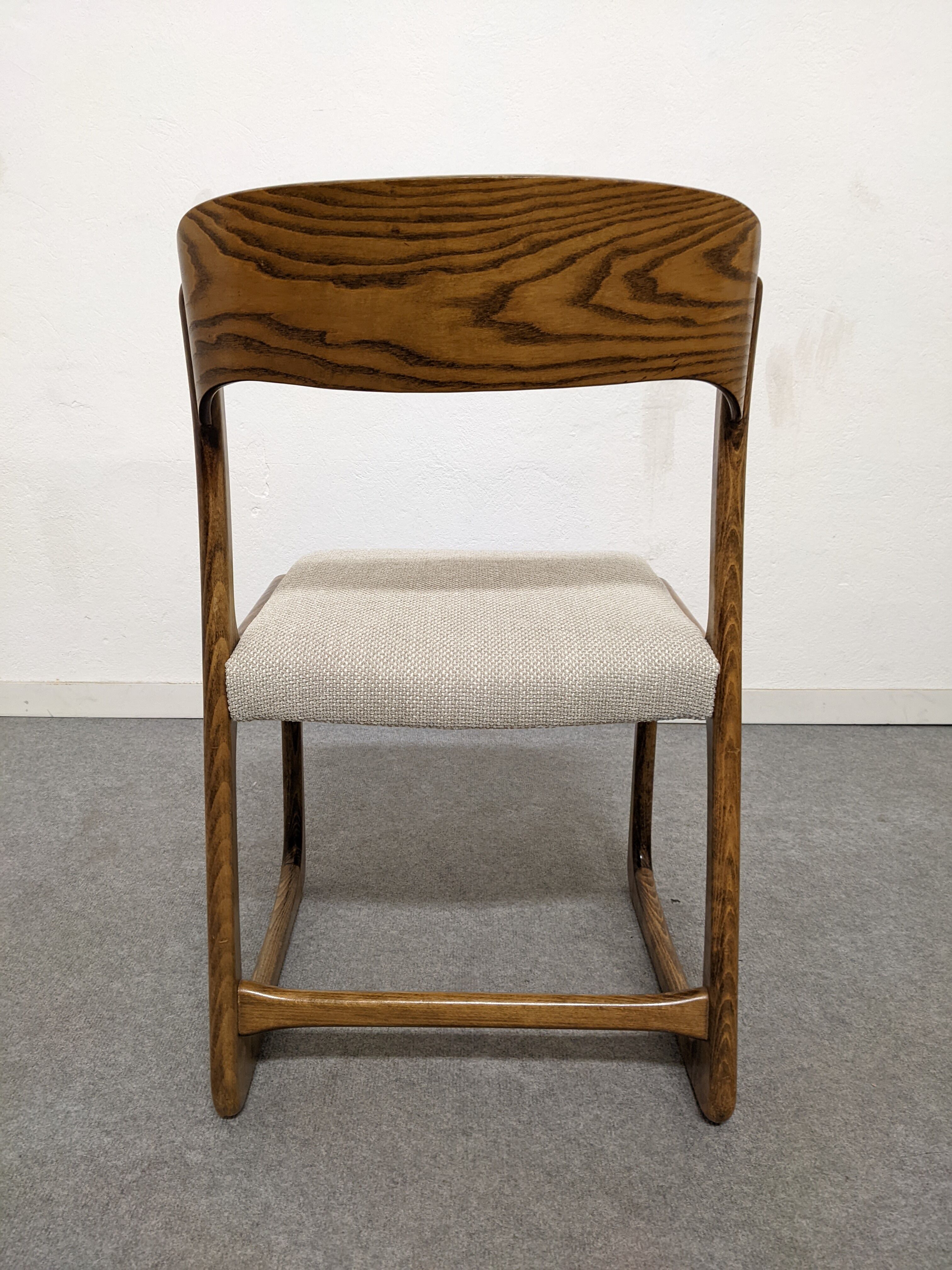 Série de 4 chaises traineau Baumann des années 60/70
