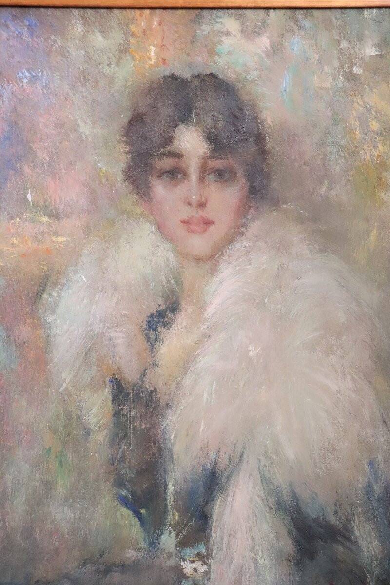 Oil painting on canvas, portrait of a young woman, Italy signed and dated 1917