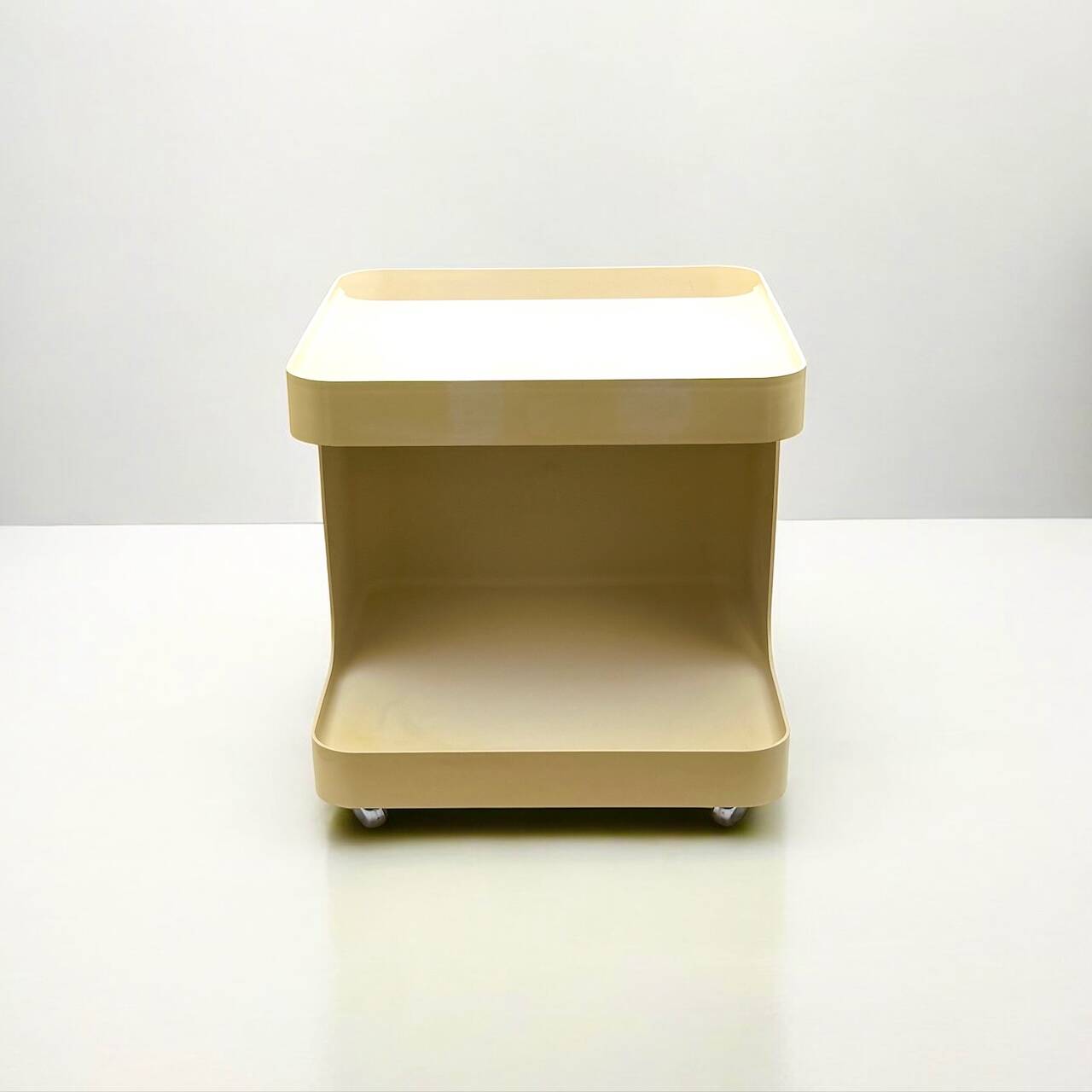 Rolling Bar Cart in Beige Plastic by Marcello Siard for Longato, Italy, 1970