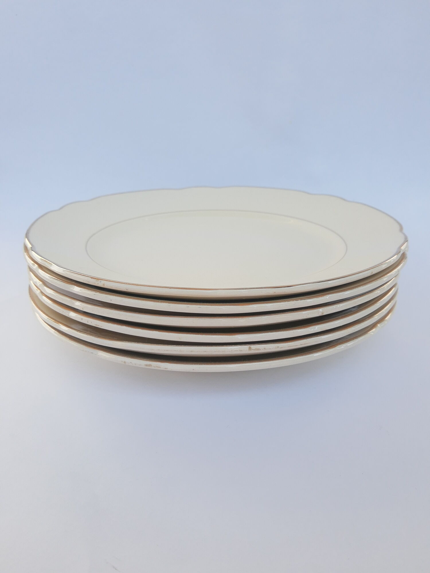 Set of 6 flat plates Villeroy and Boch ivory vintage gilding