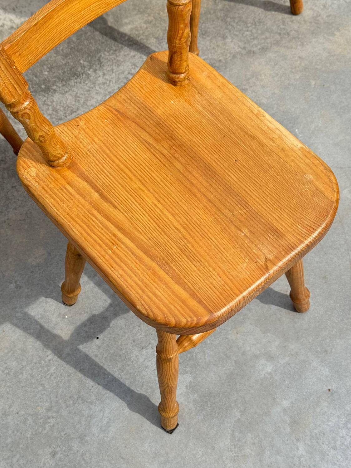 Set of 6 rustic pine chairs from the Vosges, 1980s.