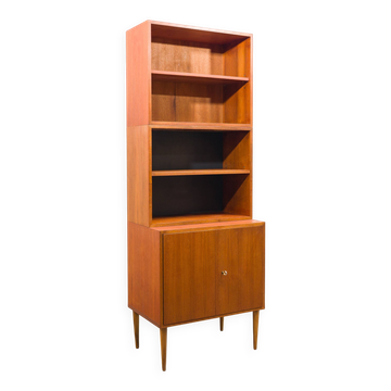 1960s teak chest of drawers with 2-part shelf