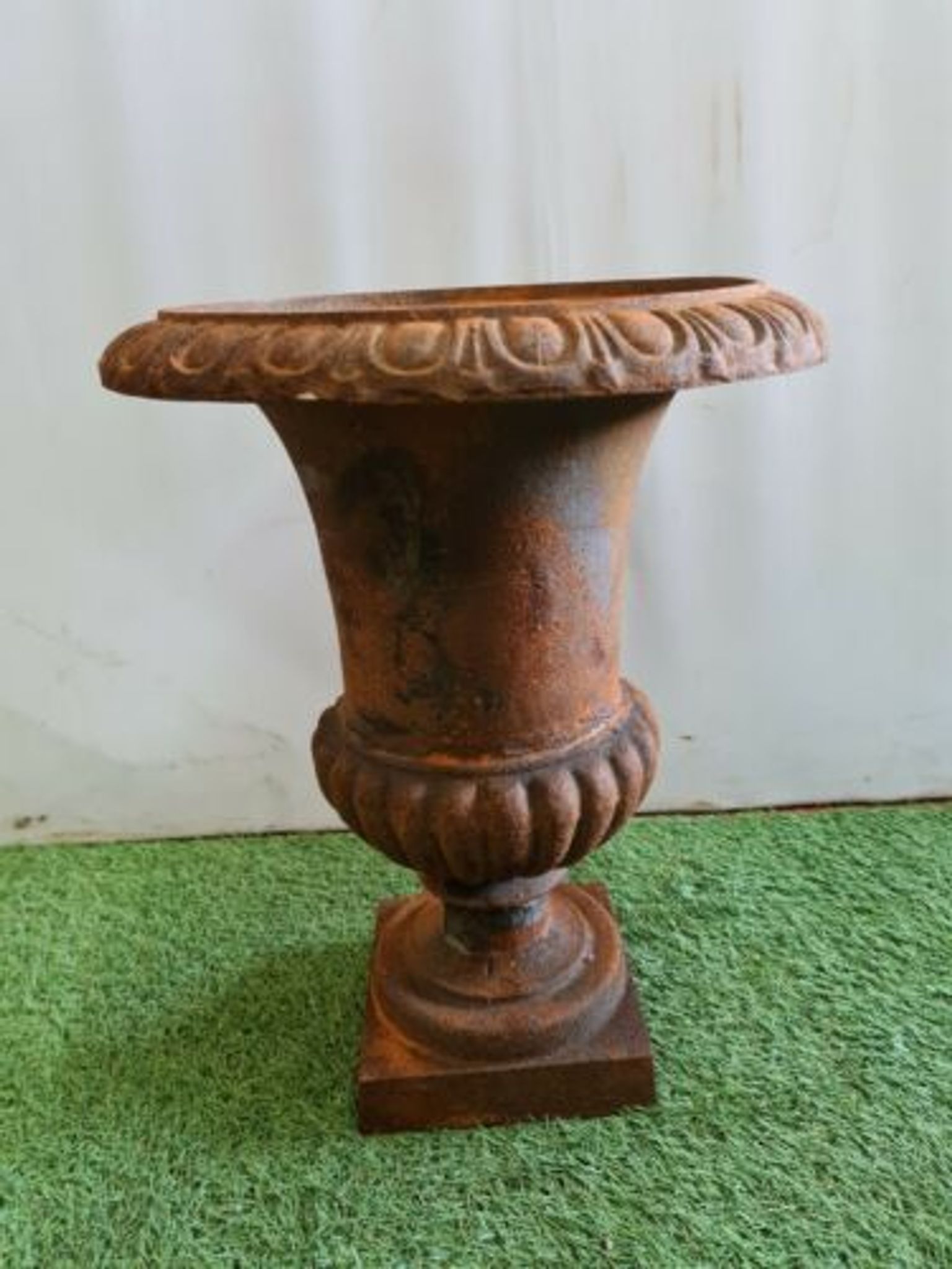vase médicis en fonte