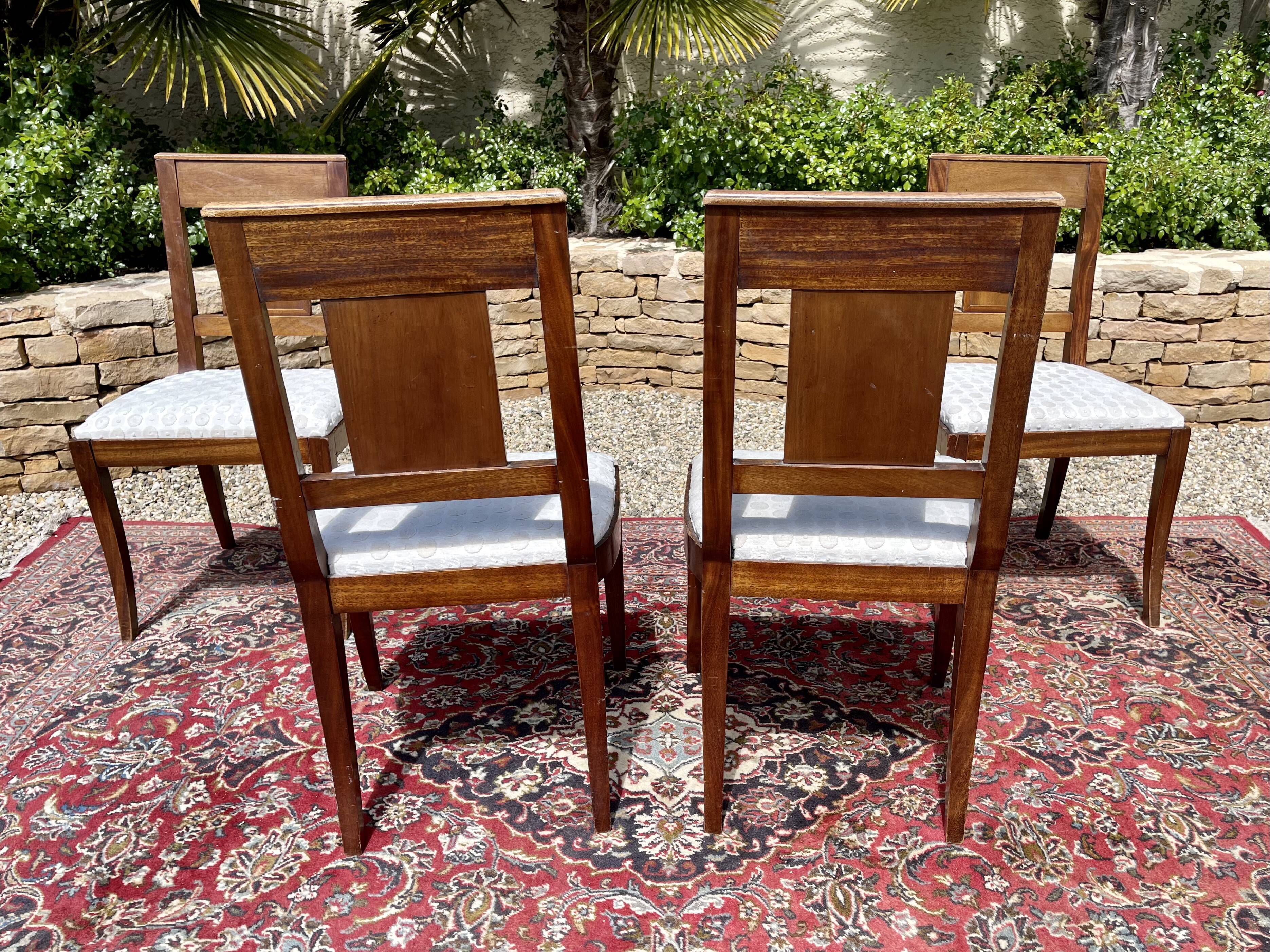 Suite de 6 chaises en acajou directoire