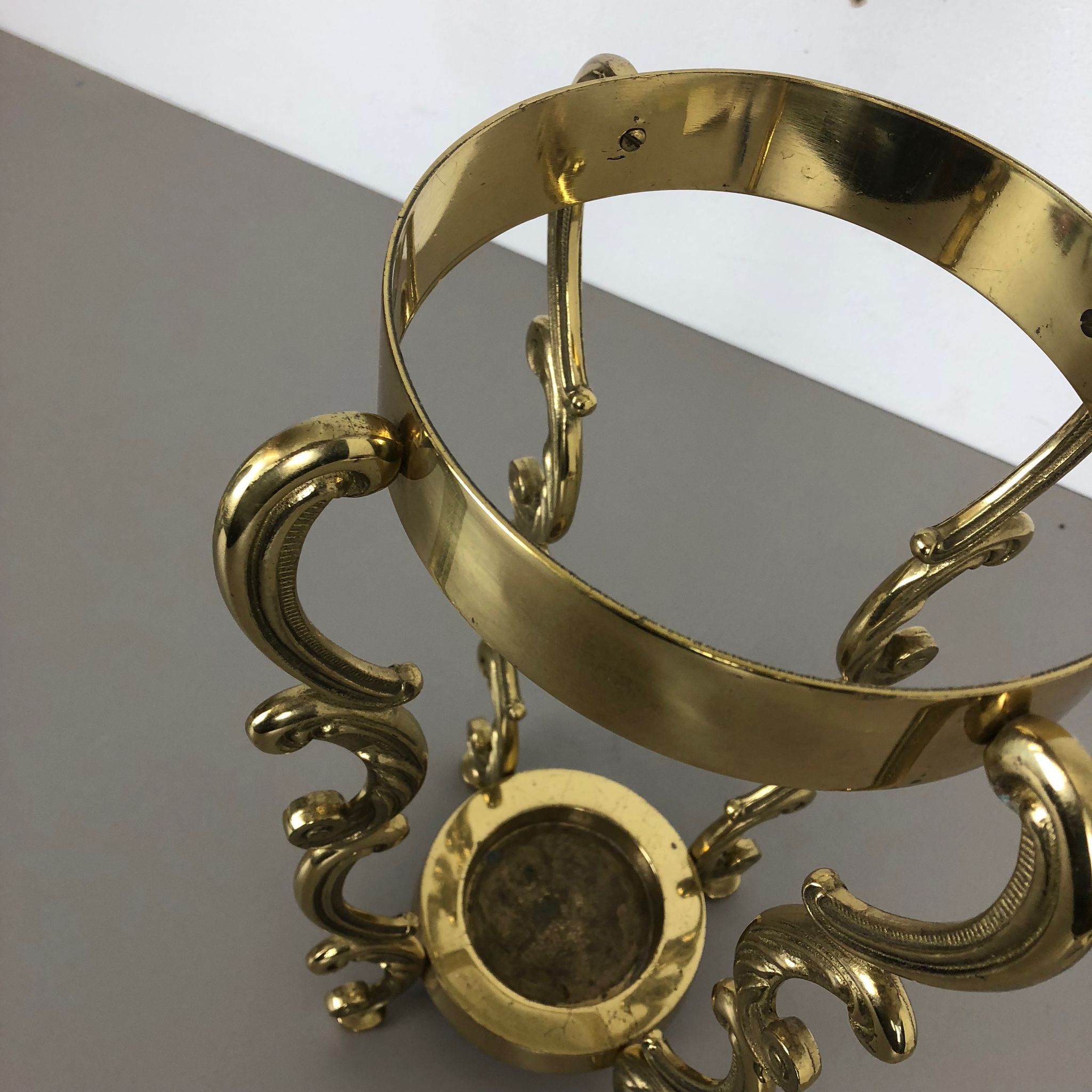 Hollywood Regency solid brass umbrella stand, Italy, 1970s