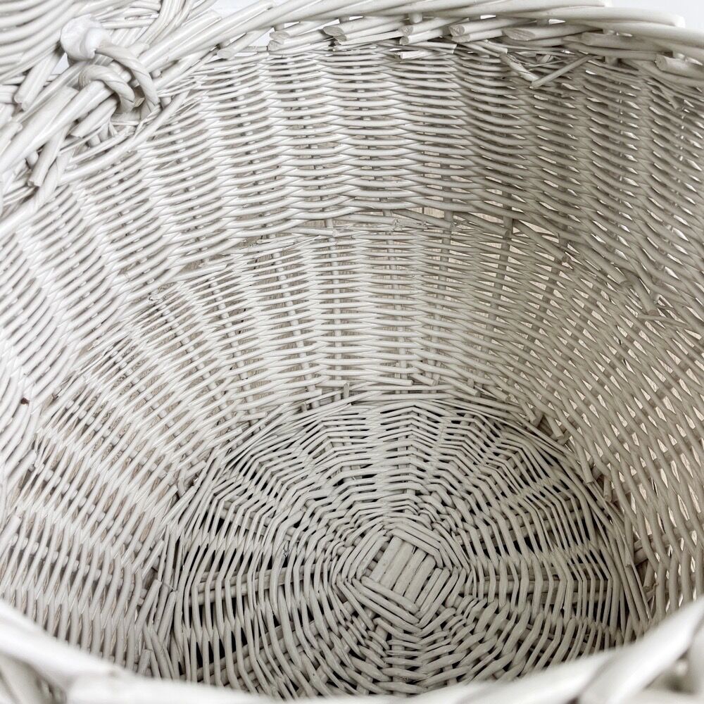 Round laundry basket shabby 80s