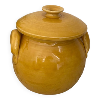 Ceramic jar with lid