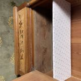 Armoire à glace en pitchpin et marqueterie