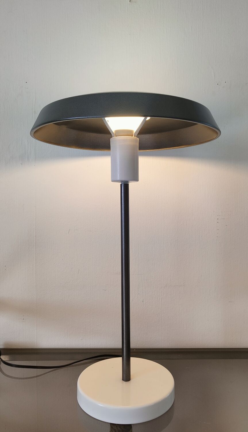 Space age lamp 1980