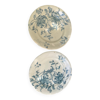 Lot de deux petites assiettes, grigny, terre de fer, modèle clématites