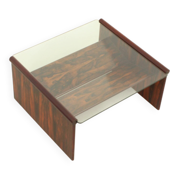 Italian coffee table in rosewood with magazine rack, 1960s.