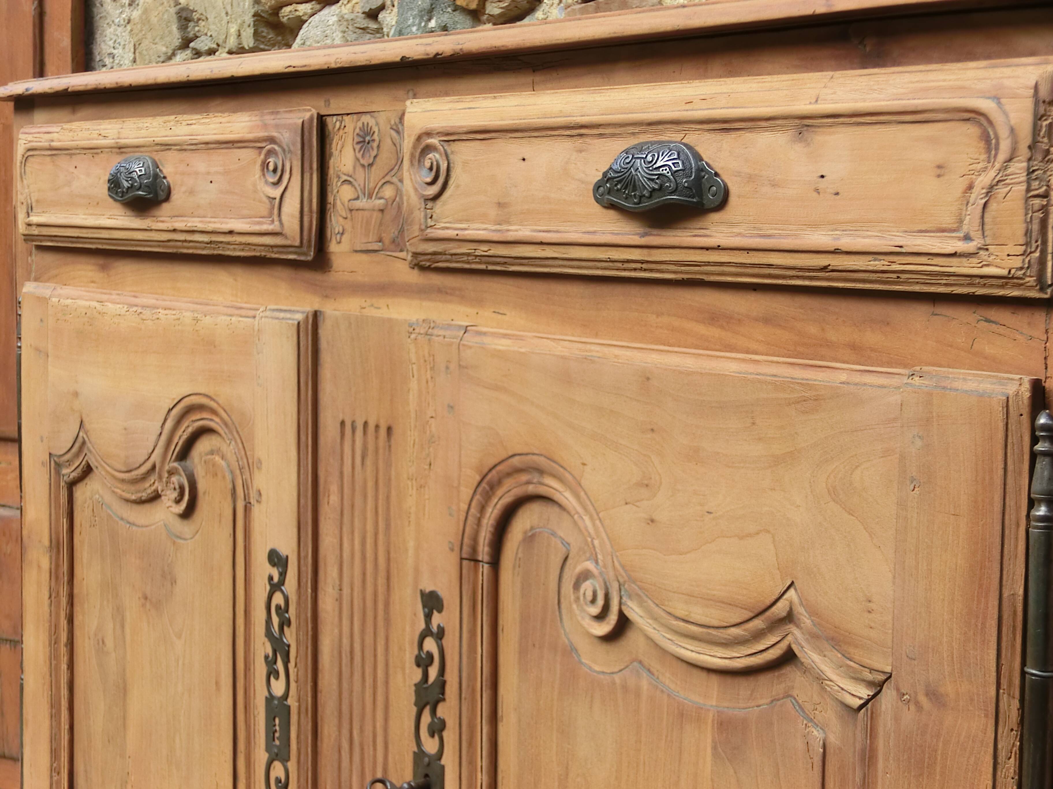 Antique solid wood country sideboard - Louis XV style