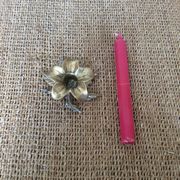Bougeoir fleur en bronze doré