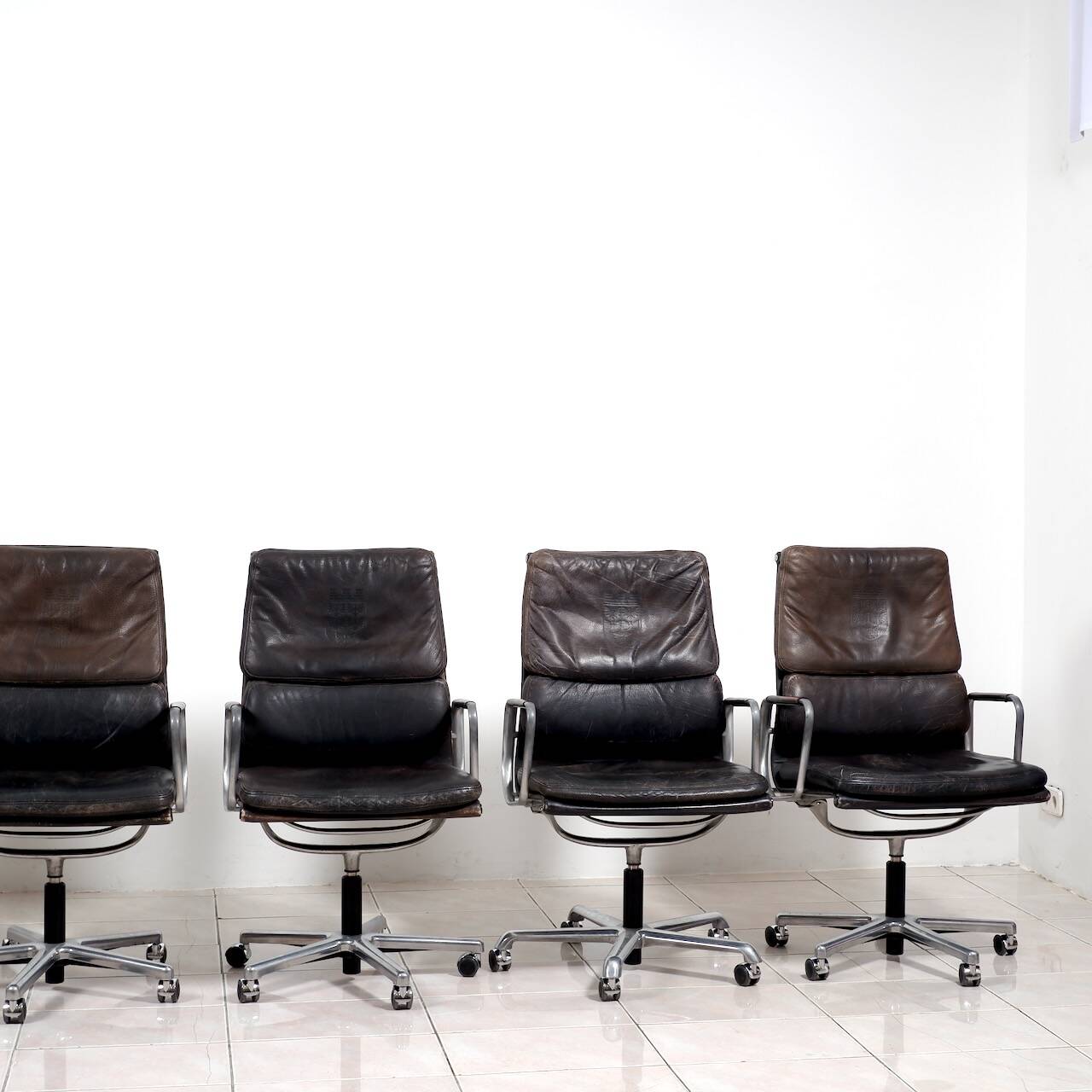 Chaise de bureau Eames Soft Pad du gouvernement de Basse-Autriche