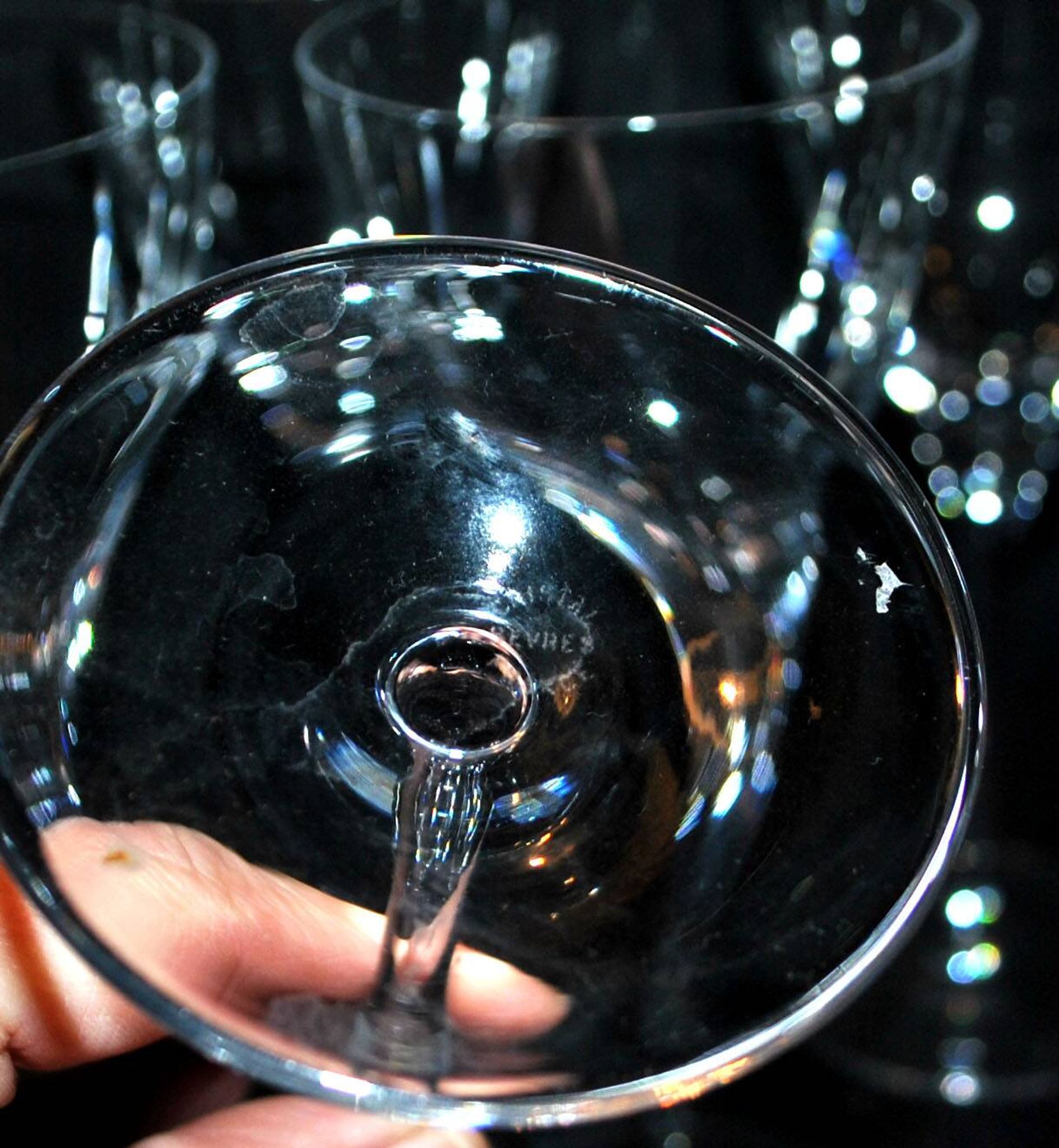 Set of 6 BEAUBOURG white wine glasses in Sèvres crystal signed 19cm