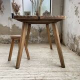 Table brutaliste savoyarde en chêne