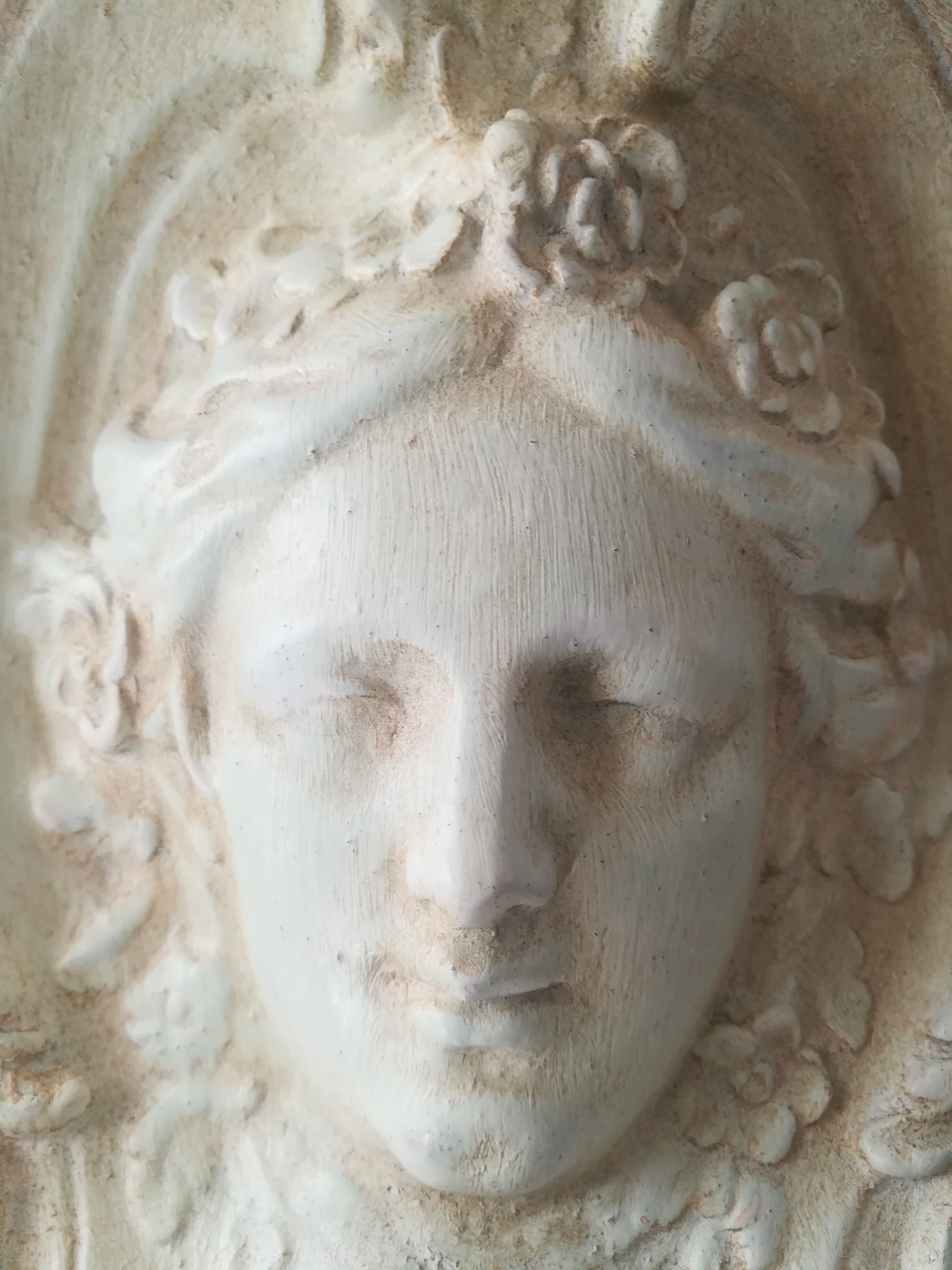 Patinated plaster wall cariatide console