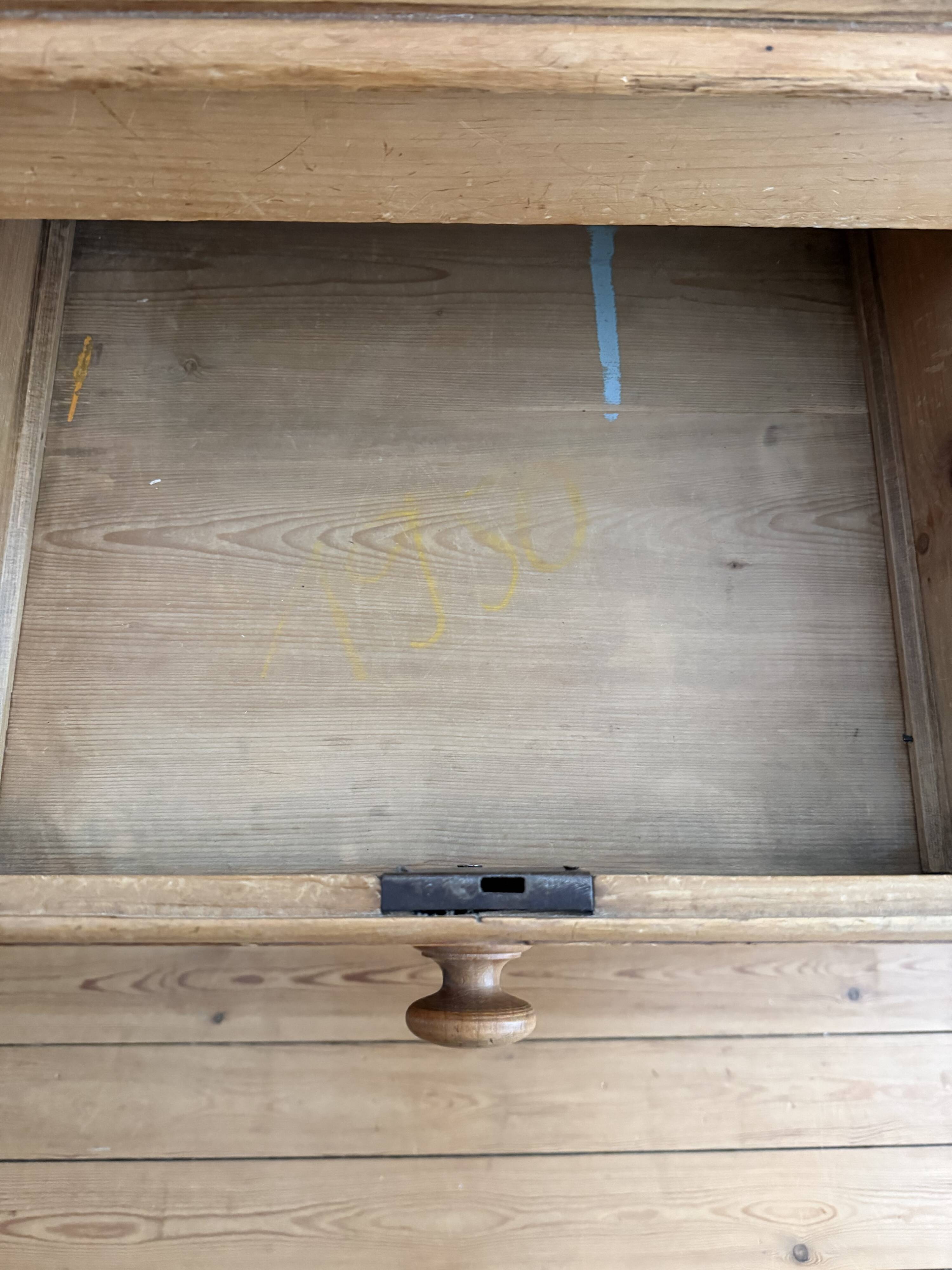 English commode