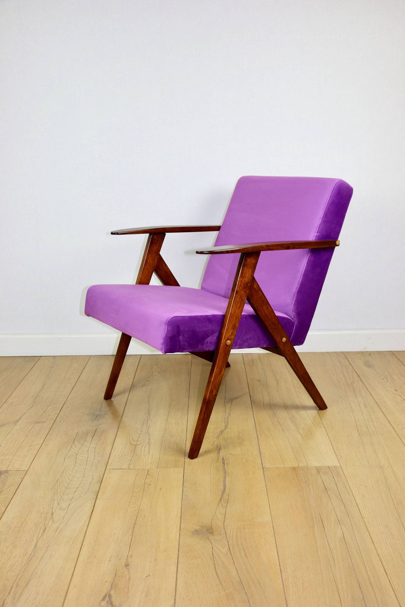 Vintage armchair like VAR purple velvet - 2 pieces available