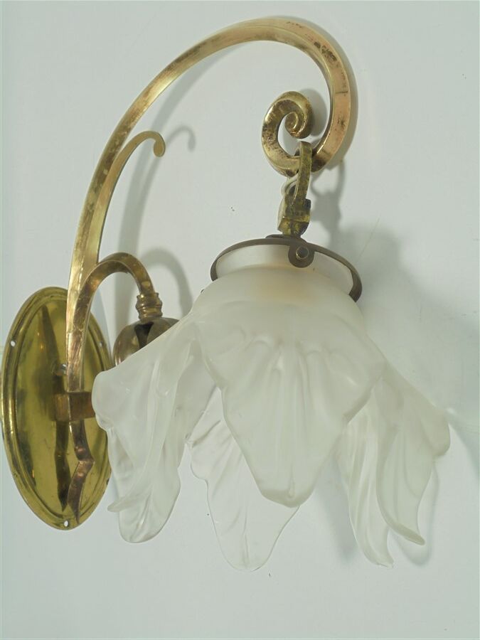 Wall lamp