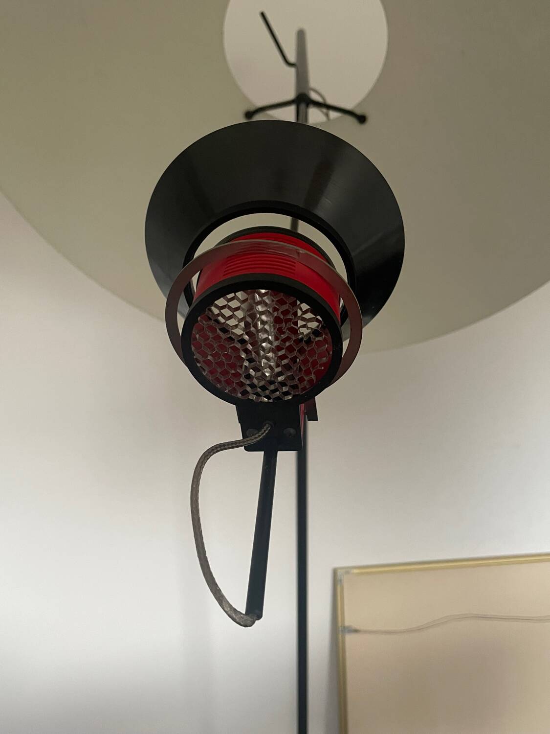 Lampadaire Satel Light Ingo Maurer Allemagne