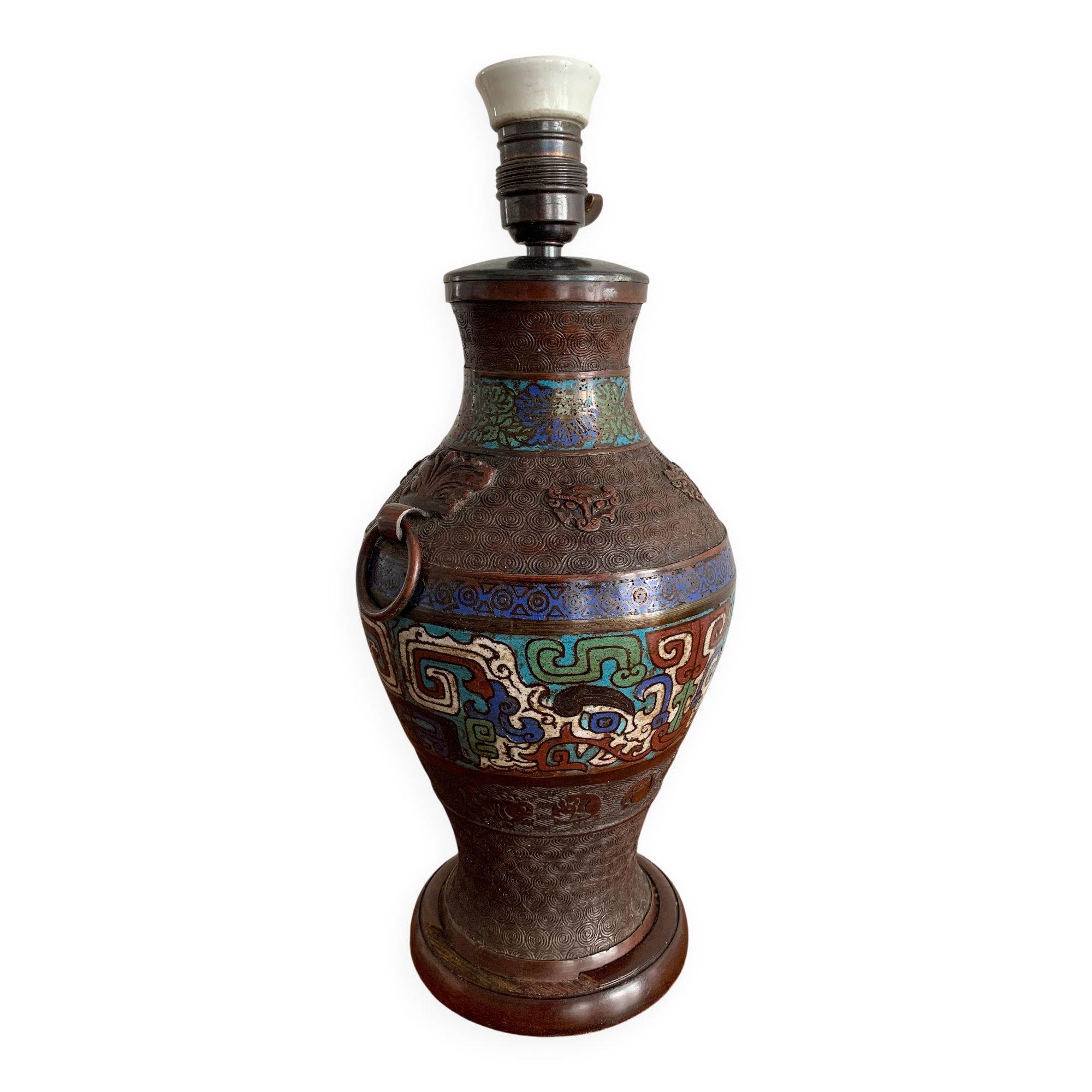 Partitioned table lamp in bronze, China 1880