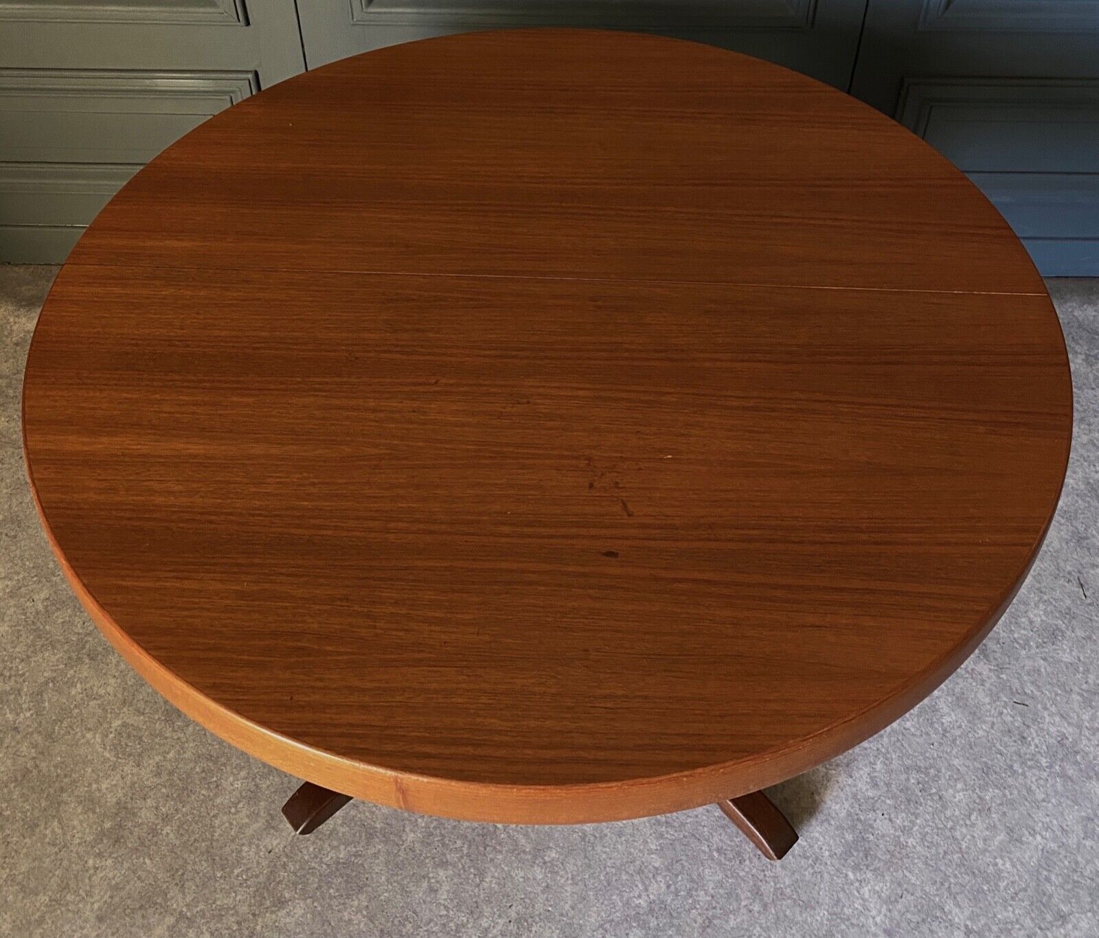 Table Baumann scandinave ronde 1970 rallonges a systeme 4 à 8 personnes