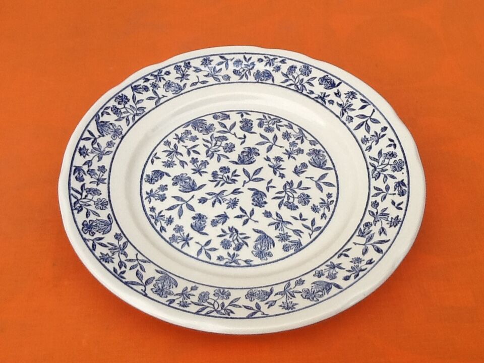 6 flat earthenware plates with floral decoration made in italy