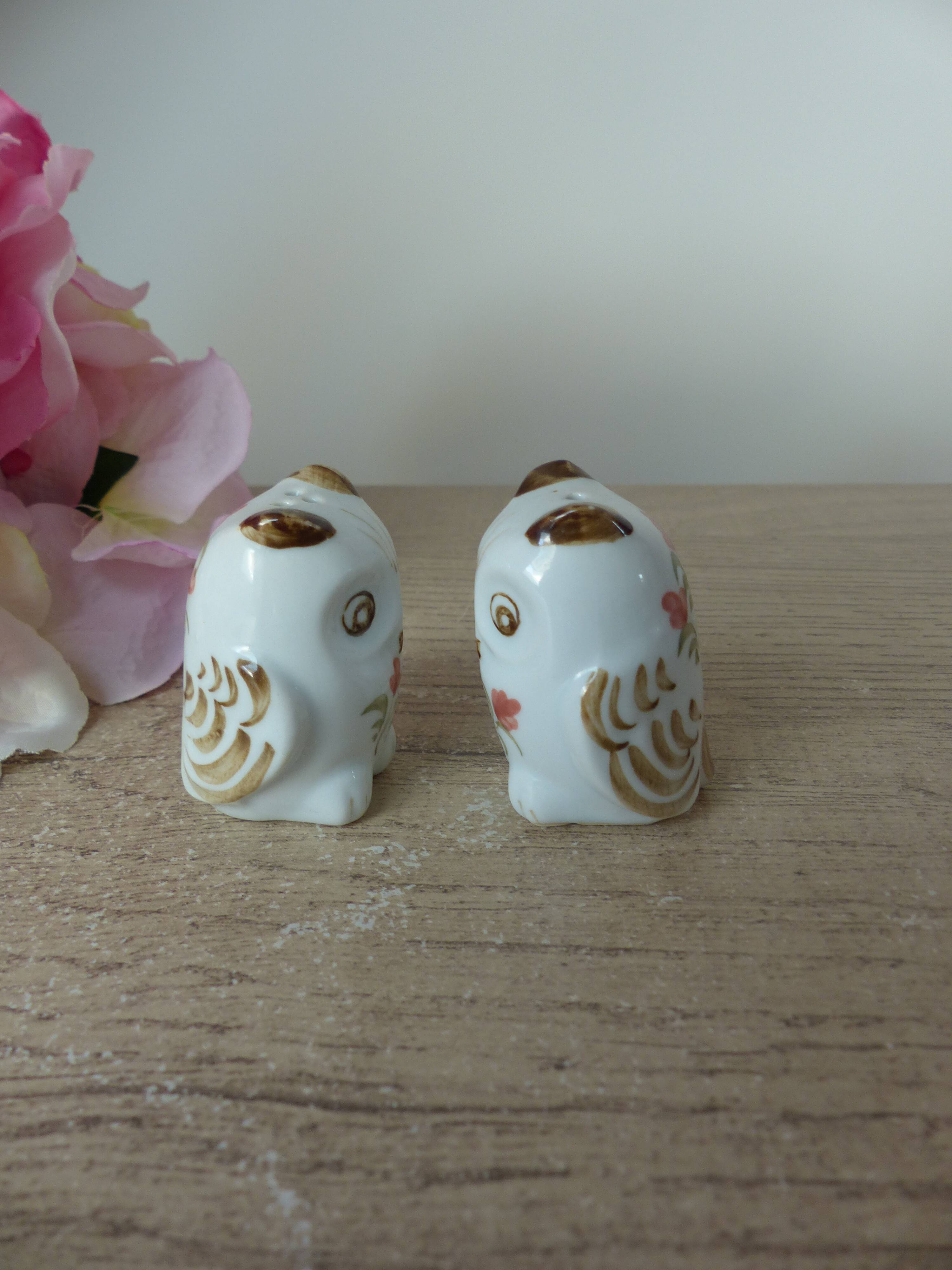 Old vintage hand painted ceramic owl salt and pepper shakers