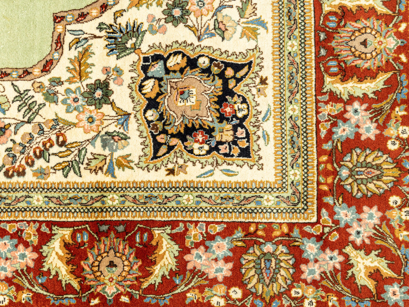 1960s carpet, 250 x 350