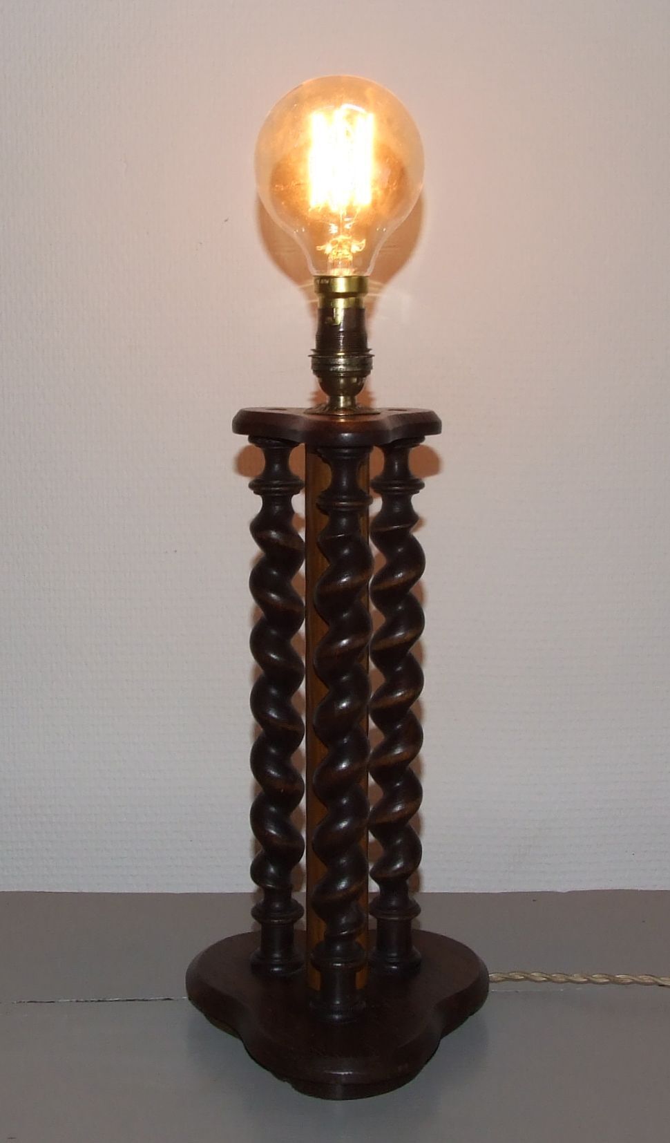 Wooden lamp foot