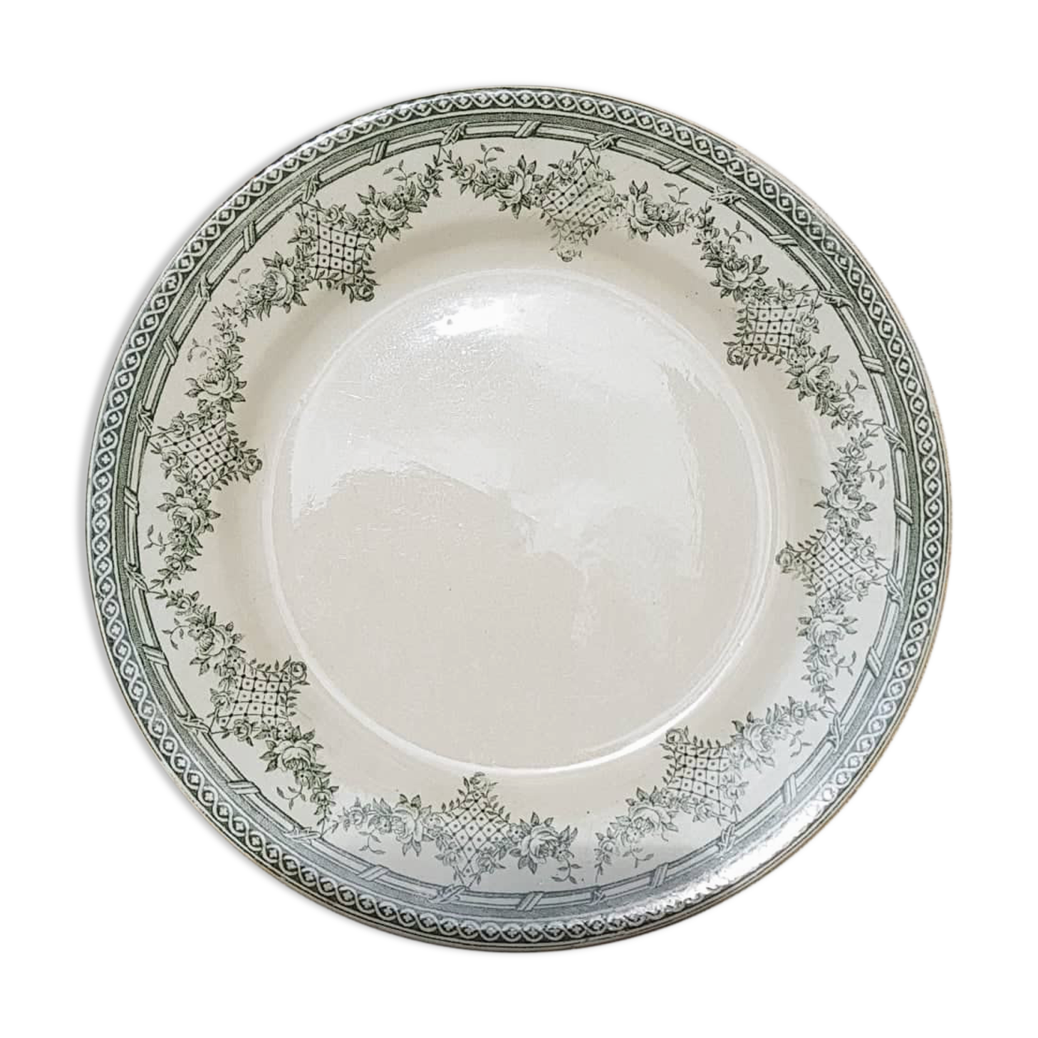 Flat plate in Iron Earth Léon Graves Antoinette model