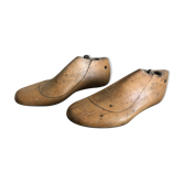 Pair of shapes of shoes, wood, shoemaker accessories
