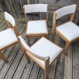 Set of 4 restored vintage chairs / White bouclette