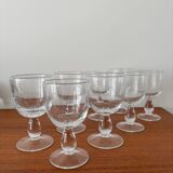 Set of 8 transparent bubble glass glasses for water or wine.