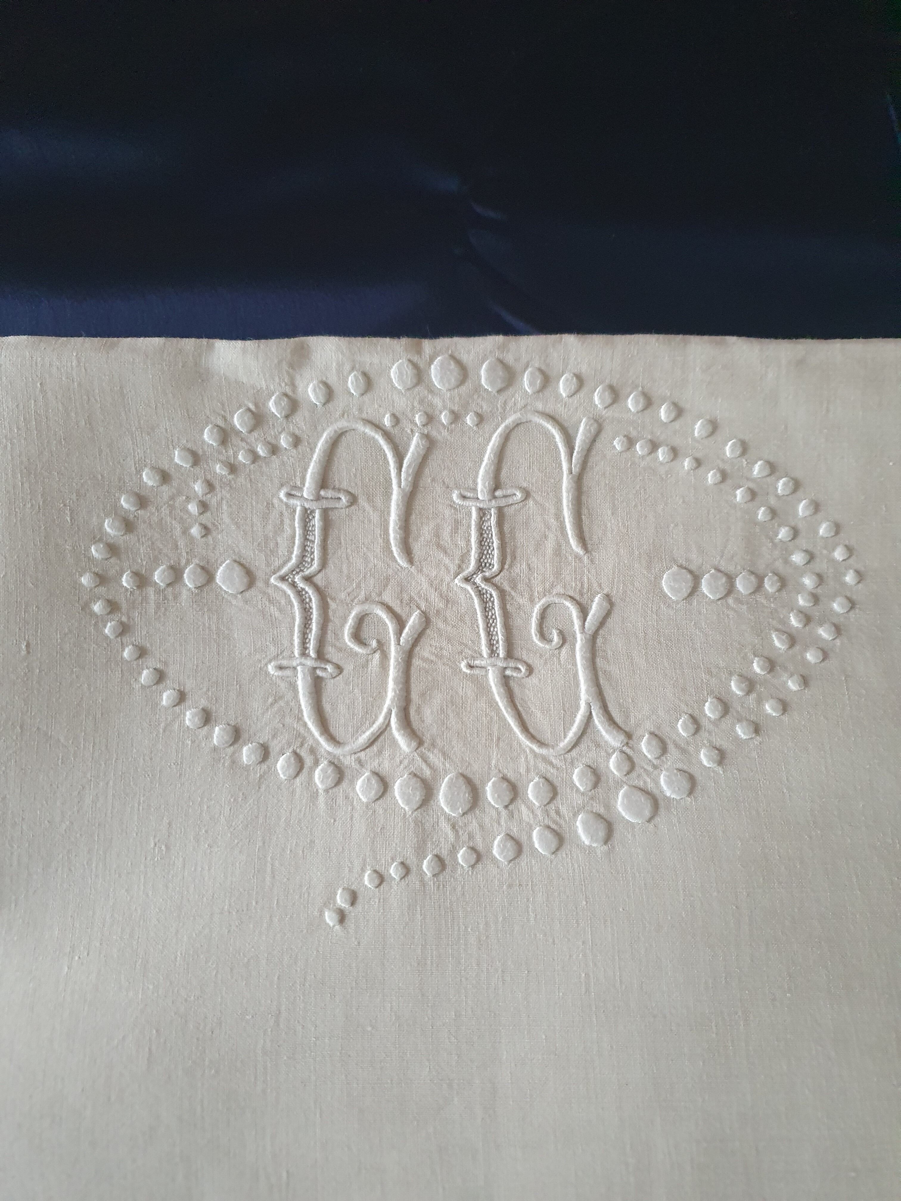 Ancient sheet in hand embroidered mixed-race