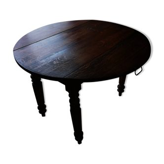 Rustic oak table with flaps