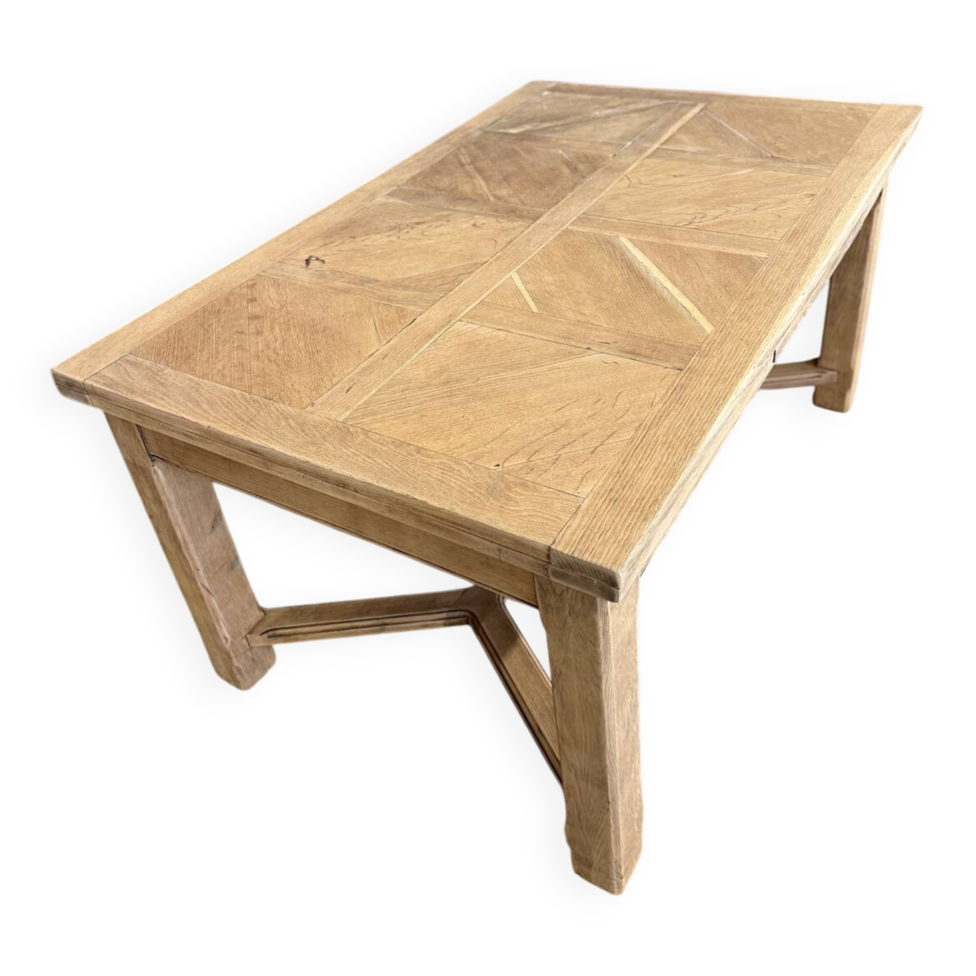 Table with integrated extensions