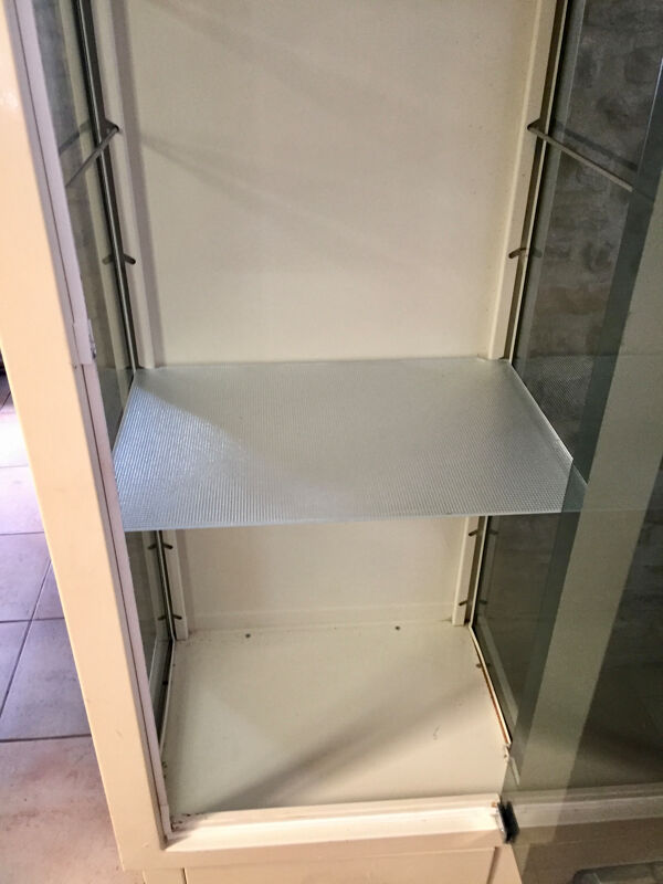 Armoire metallique vintage