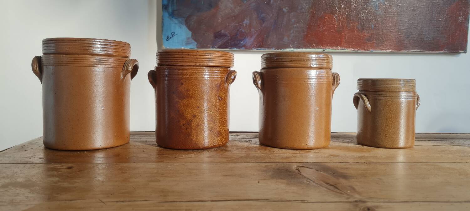 Set of 4 stoneware grease pots