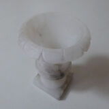 Vase médicis en albatre