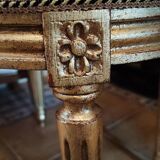 Tabouret en bois doré