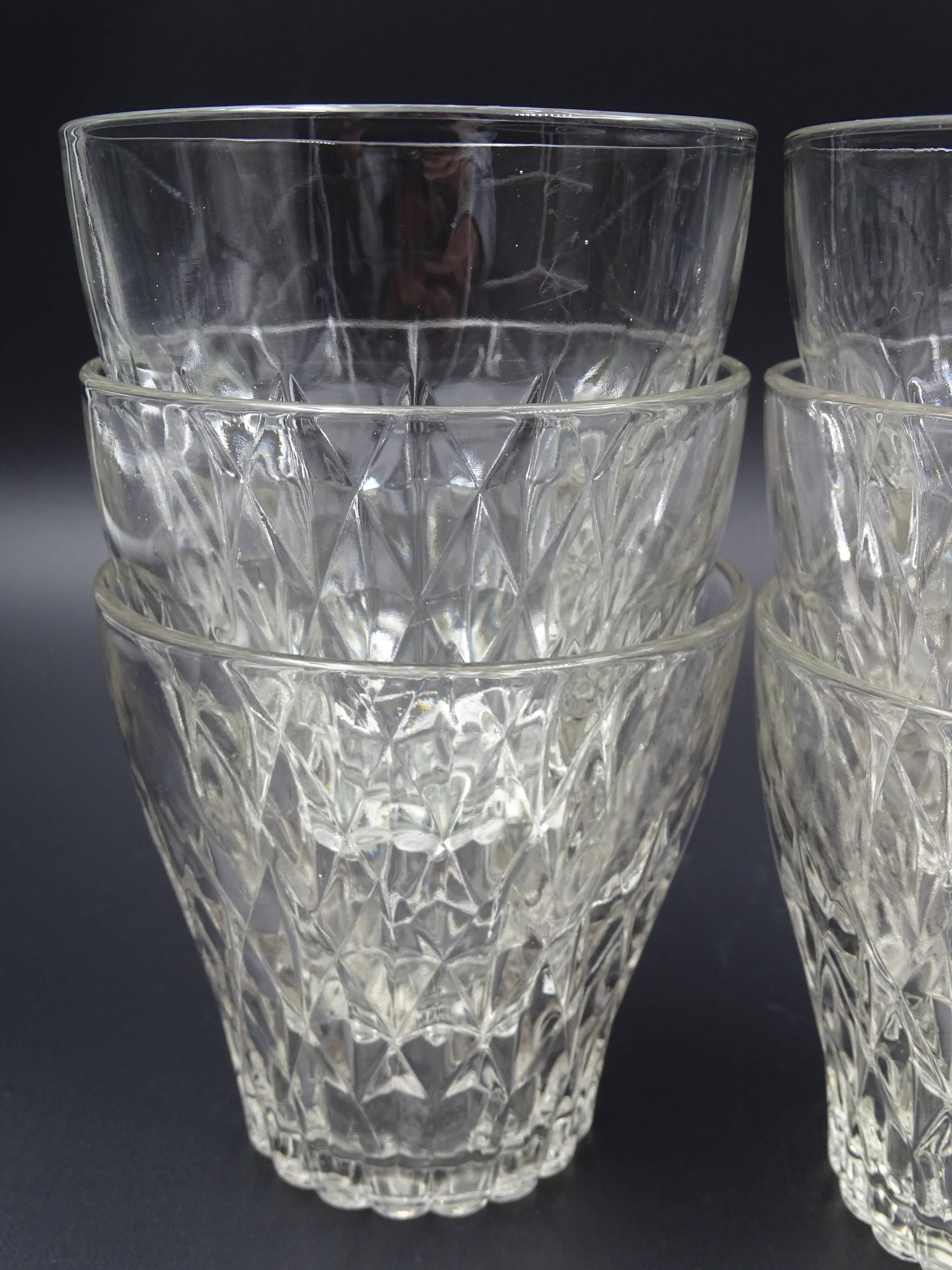 Set of 7 vintage Vereco glasses with diamond tips - around 1960