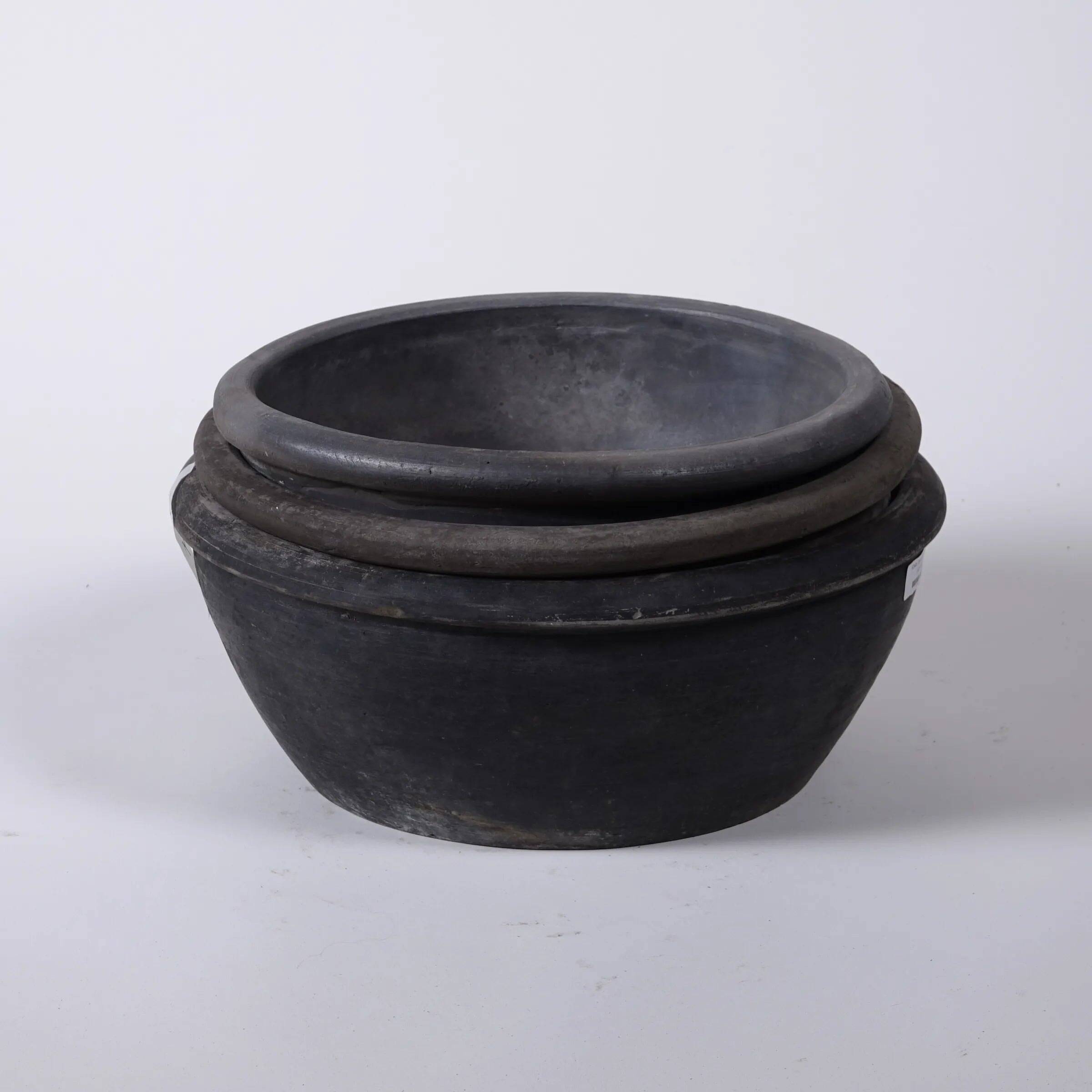 Sichuan - Antique Chinese earthenware dish no. 2
